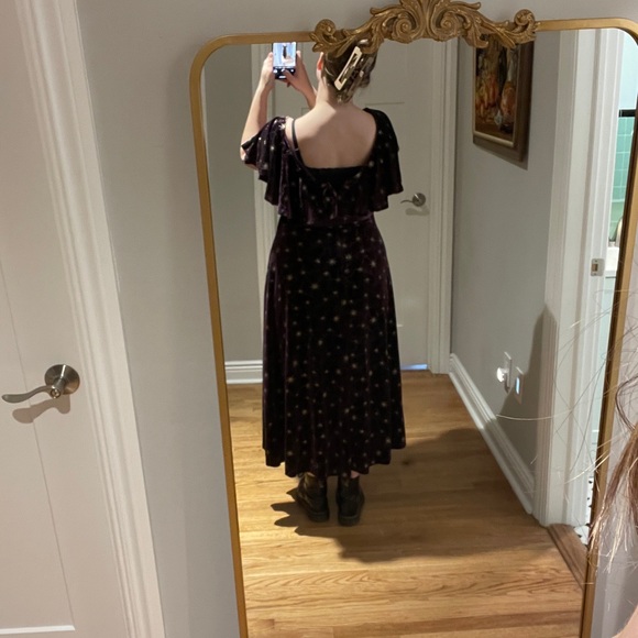 CIDER VELVET V-NECK STAR RUFFLE TIE BACK MIDI DRESS 0XL - Picture 3 of 9